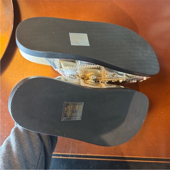 Azalea Wang Anslie Studded Mules Gold & Silver  8 - Picture 8 of 9